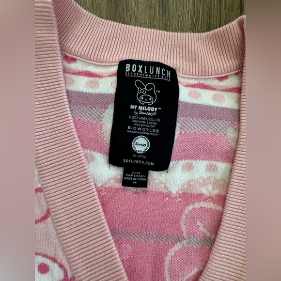 Sanrio My Melody Strawberry Patterned Cardigan - size M - Picture 4 of 6